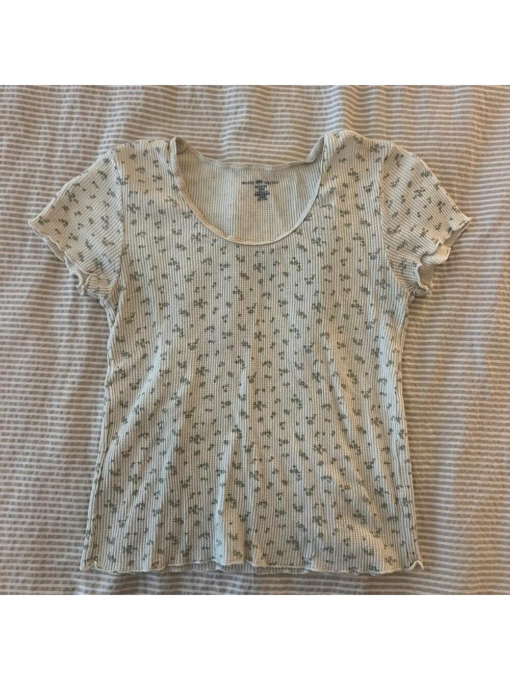 Brandy Melville waffle cloth baby tee with green floral print